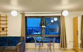 Urban Haven 10 Minutes To Central London